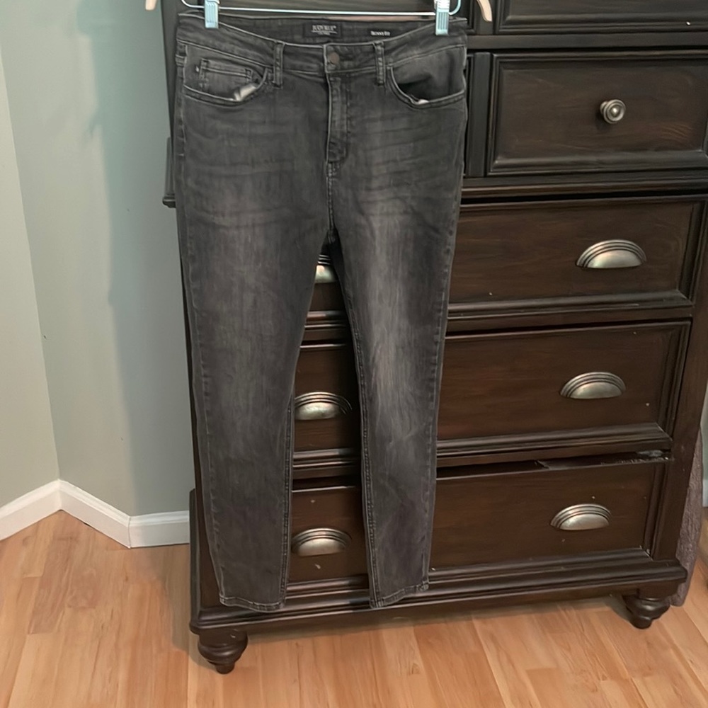 Grey Judy Blue Skinny Jeans size 13/31